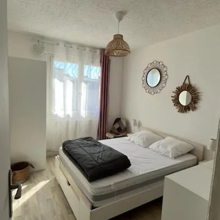 Avec Parking Privé Apartamento *